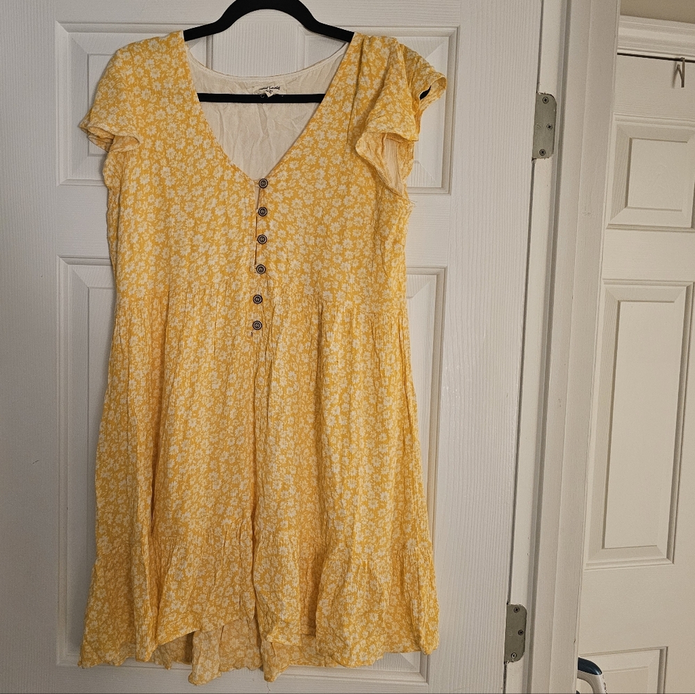 Sweet Love Sunny Floral Dress Size M